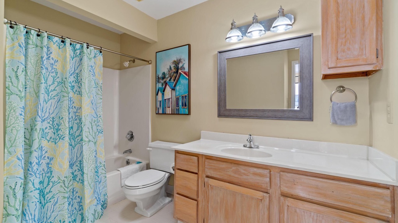 Photo of Bathroom in Holiday Isle