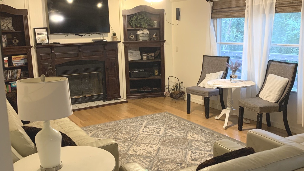 Photo of Livingroom in Live Oak