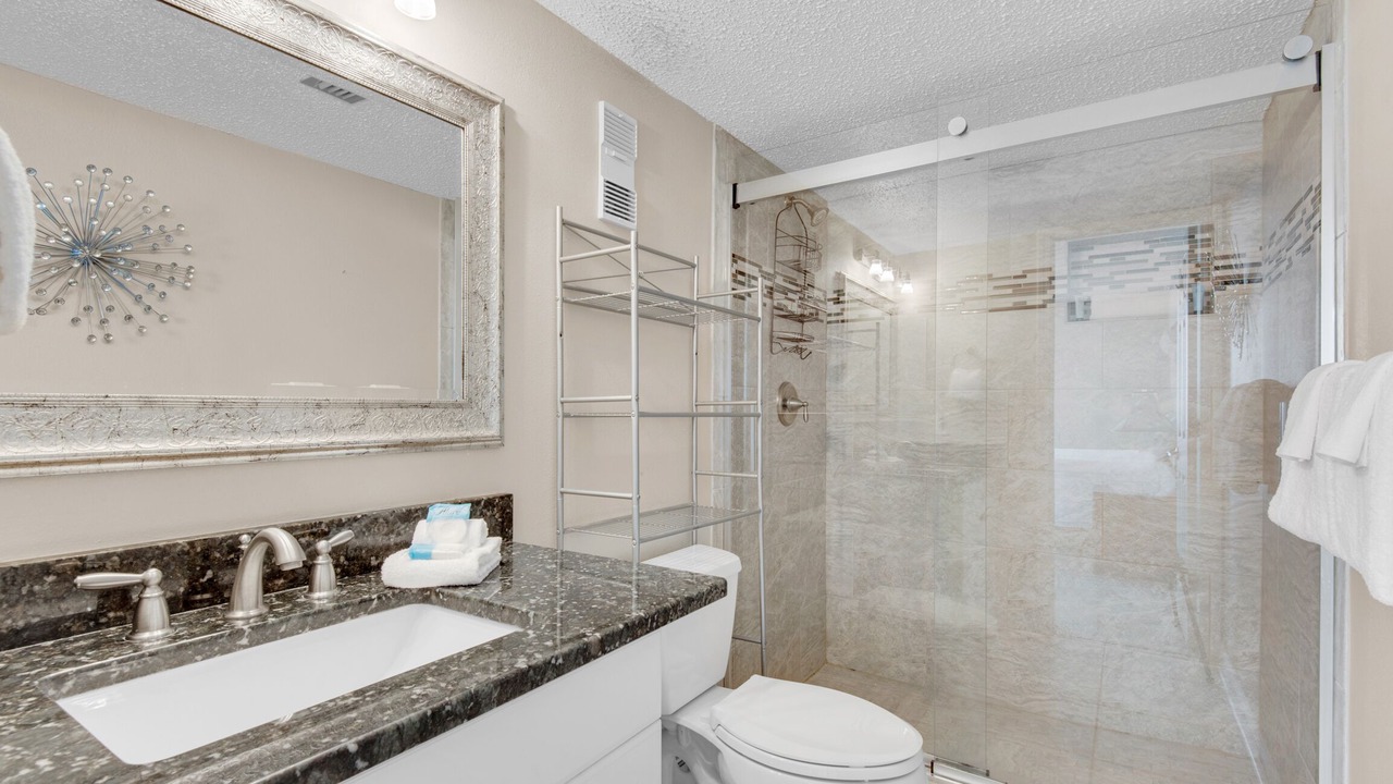 Photo of Bathroom in Holiday Isle
