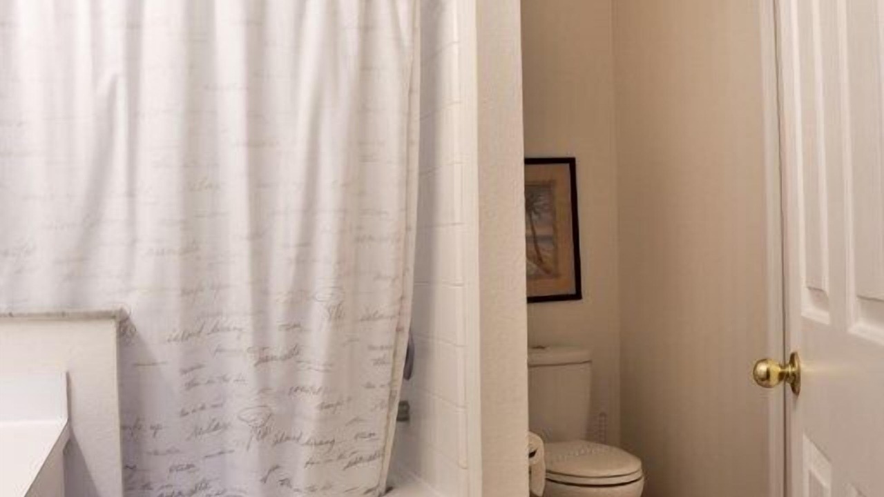 Photo of Bathroom in Eagle Pointe South