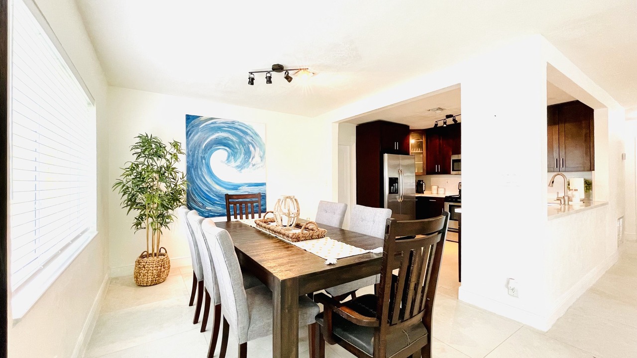 Photo of Others in Dolphin Isles