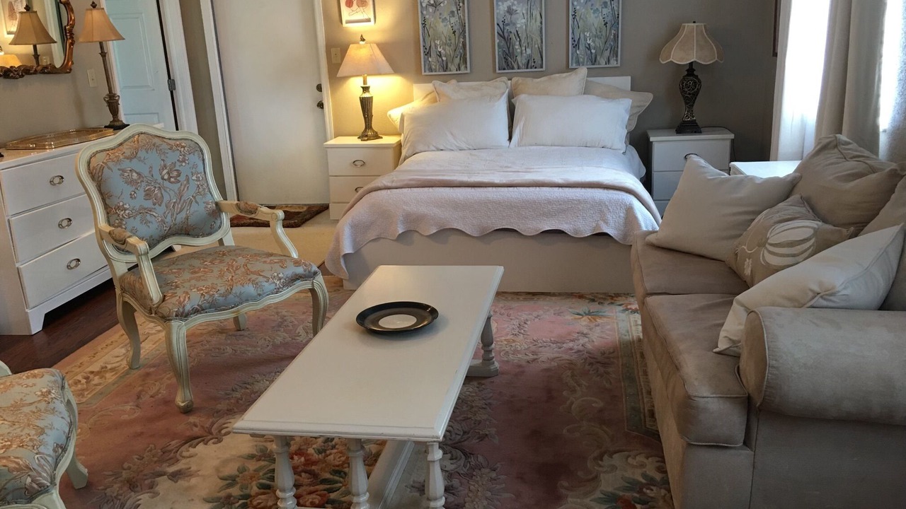 Photo of Bedroom in Brooksville