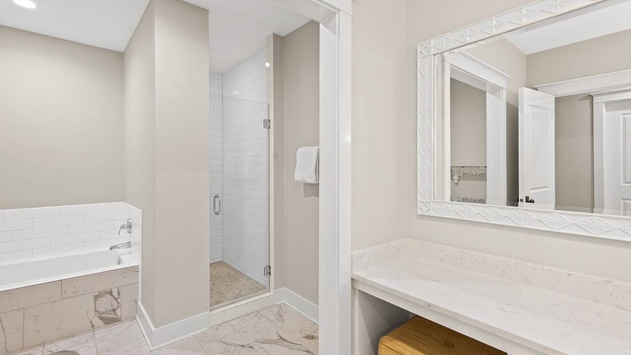 Photo of Bathroom in Gulf District