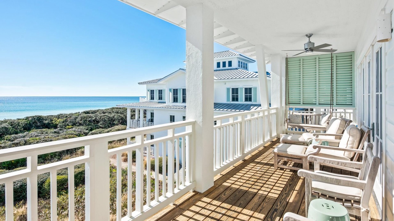 Photo of Patio Balcony in Gulf District