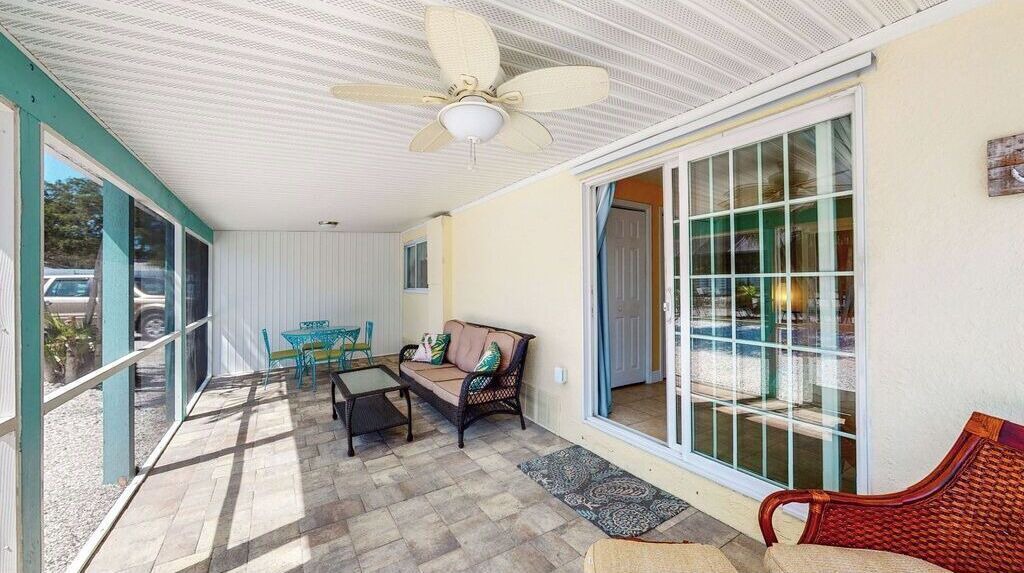 Photo of Patio Balcony in Laurel