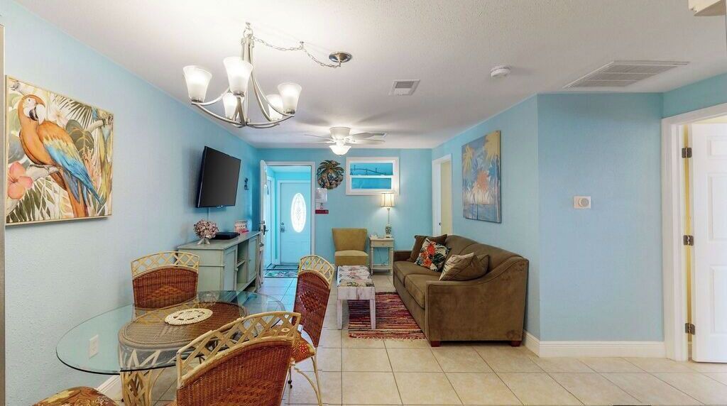 Photo of Livingroom in Laurel