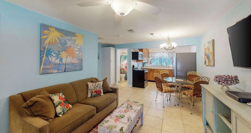 Photo of Livingroom in Laurel