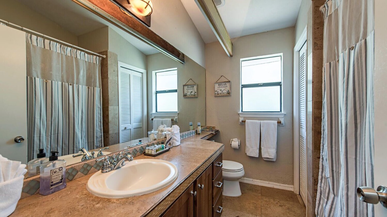 Photo of Bathroom in Naples Park