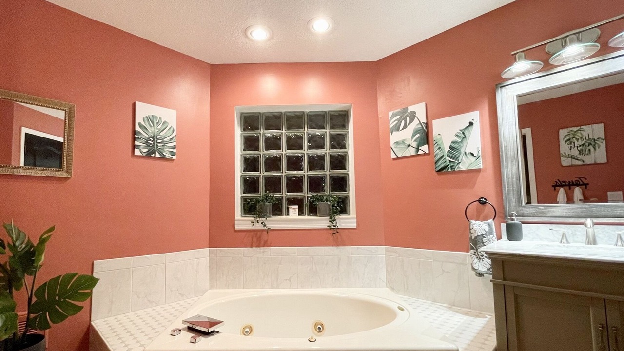 Photo of Bathroom in Palm Harbor