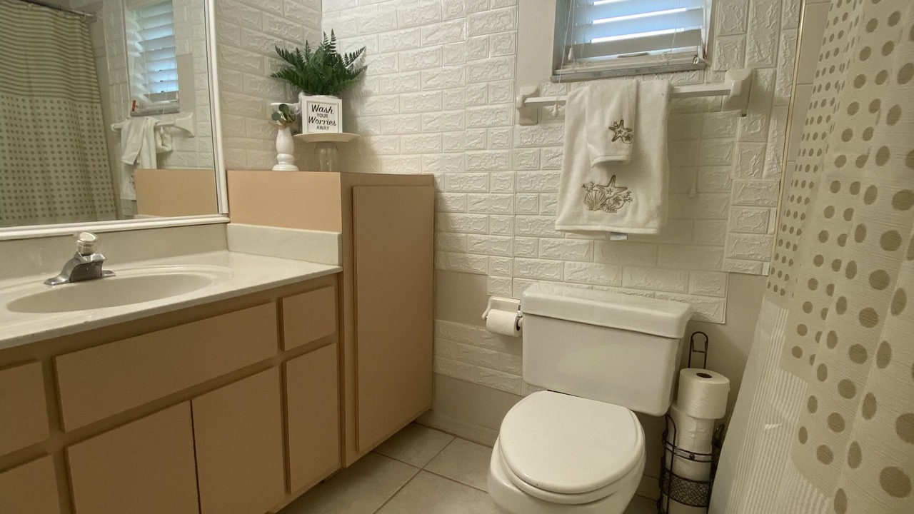 Photo of Bathroom in Port Charlotte