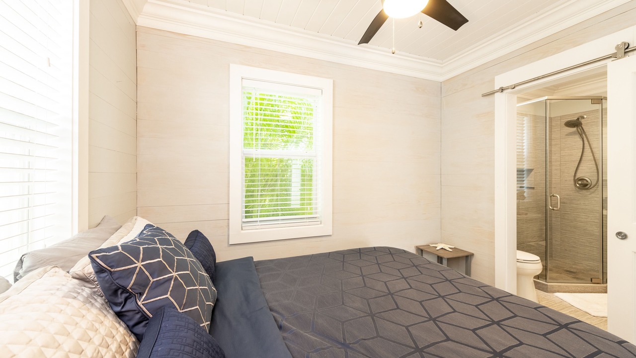 Photo of Bedroom in Historic Seaport