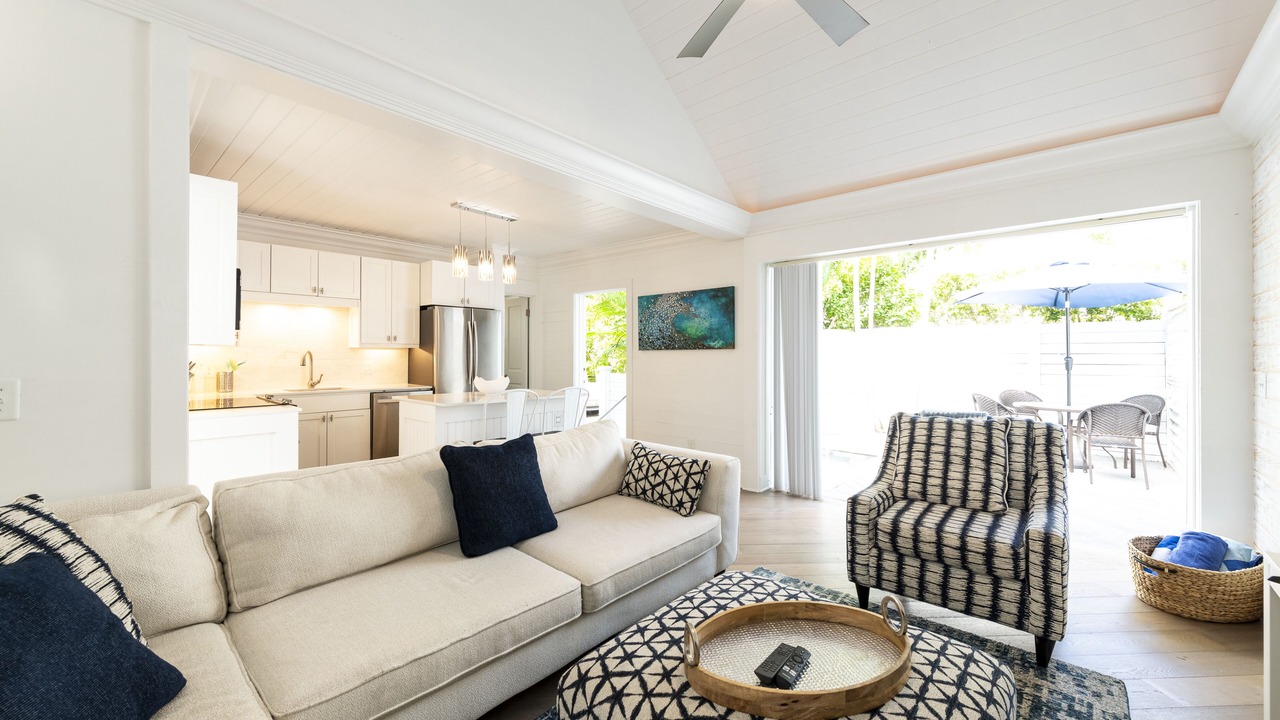 Photo of Livingroom in Historic Seaport