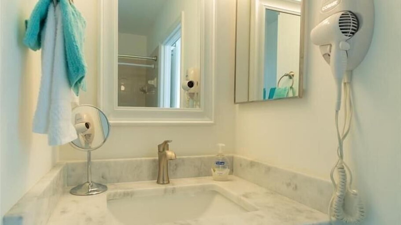 Photo of Bathroom in Marco Island