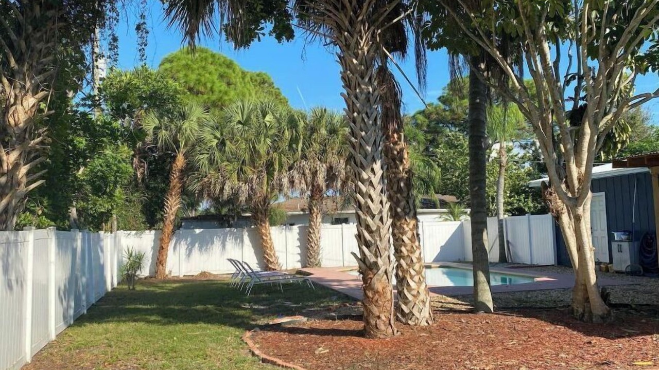 Photo of Outdoor in Bayshore Gardens