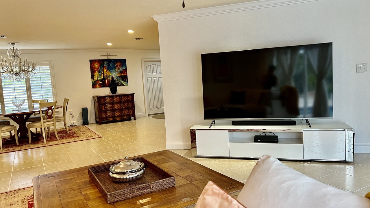 Photo of Livingroom in Palm River Estates