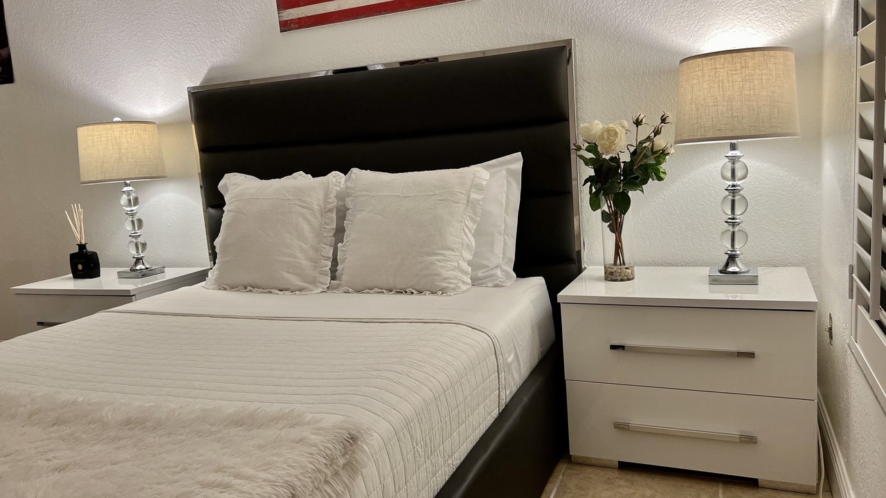 Photo of Bedroom in Palm River Estates