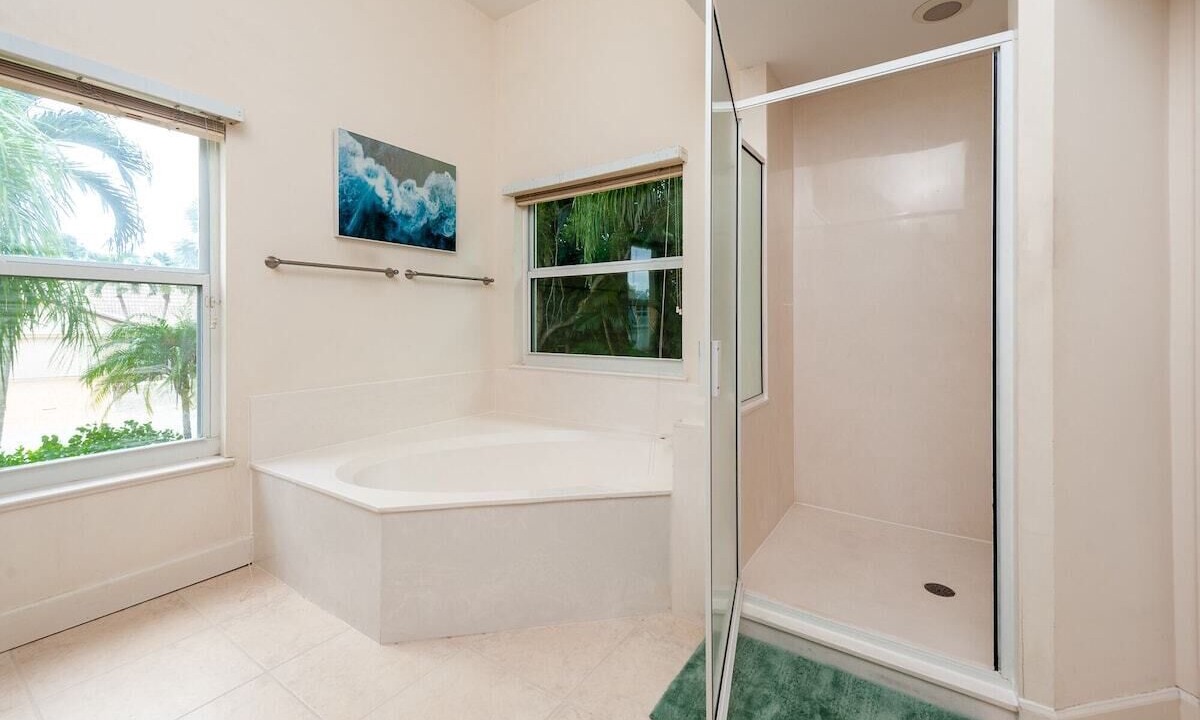 Photo of Bathroom in Beachview Country Club Estates