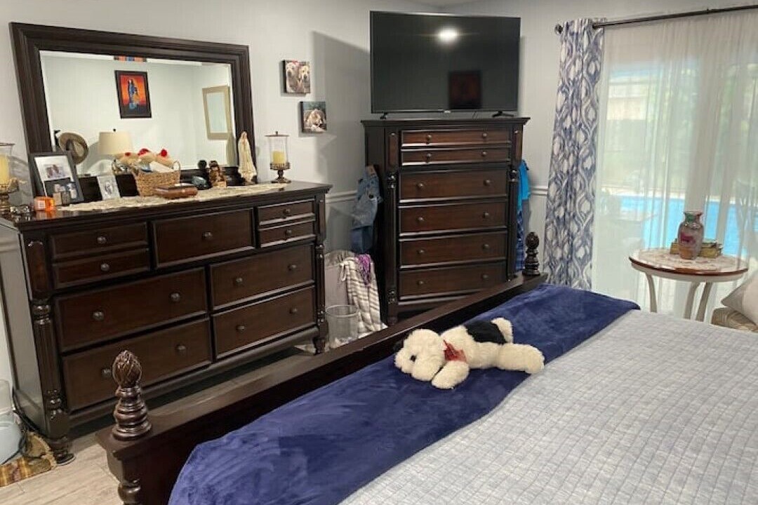 Photo of Bedroom in Interchange Square
