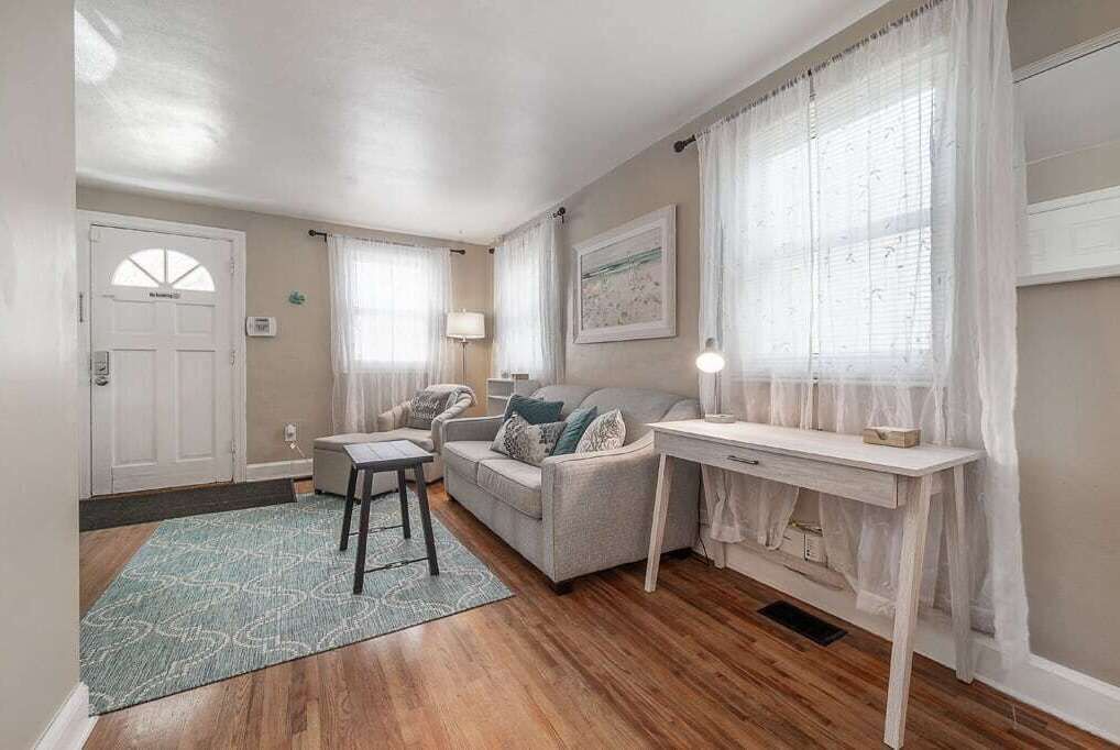 Photo of Livingroom in SoHo