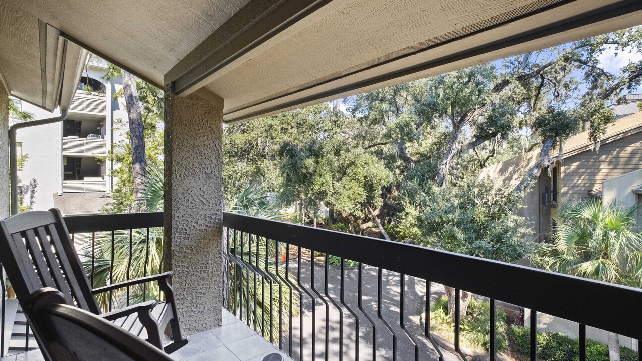 Photo of Patio Balcony in Sea Pines