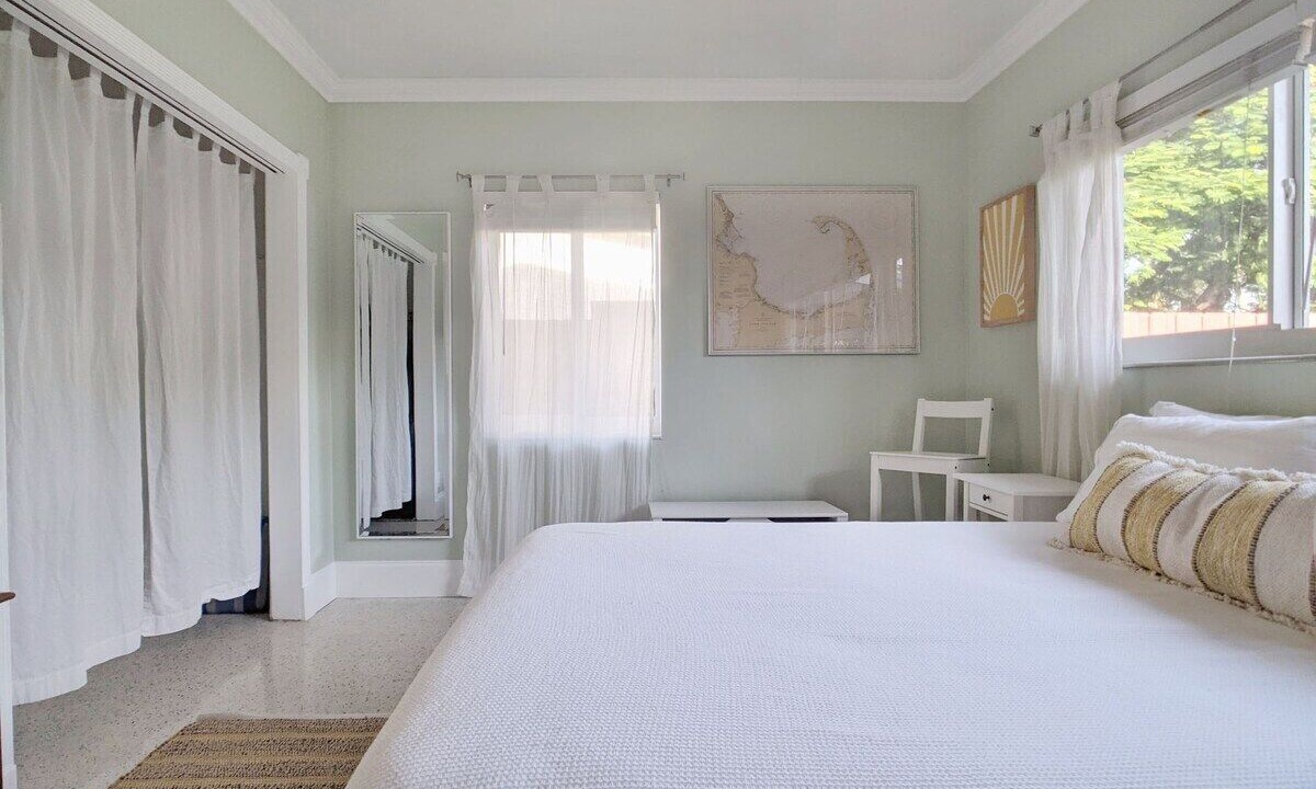 Photo of Bedroom in Middle River Terrace