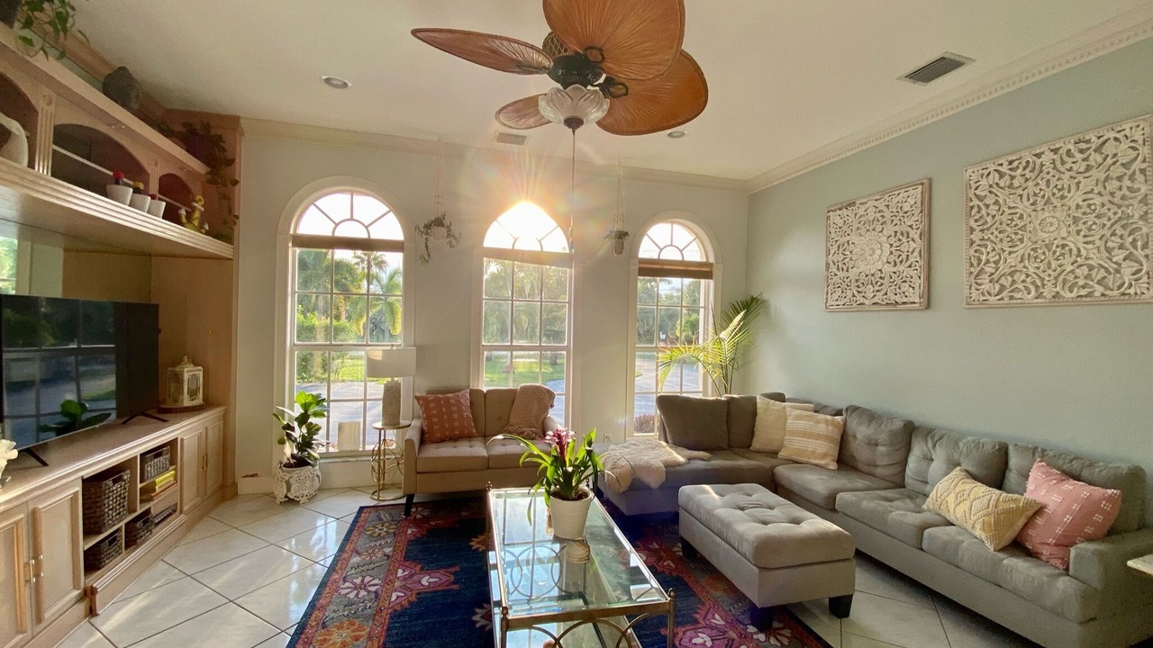 Photo of Livingroom in Palm Beach Country Estates
