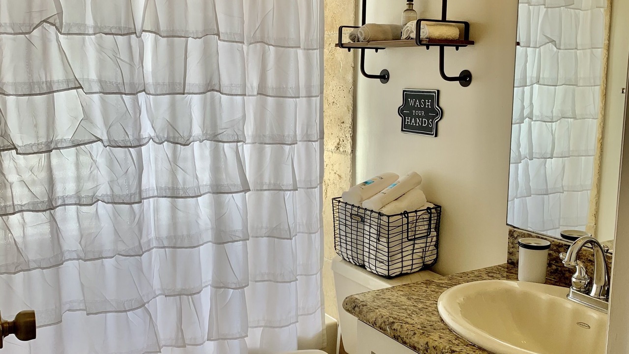 Photo of Bathroom in Jose's Hideaway