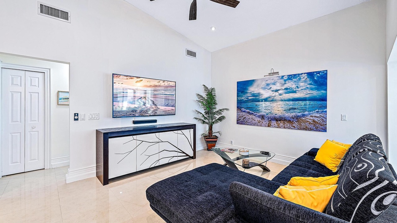 Photo of Livingroom in Delray Beach