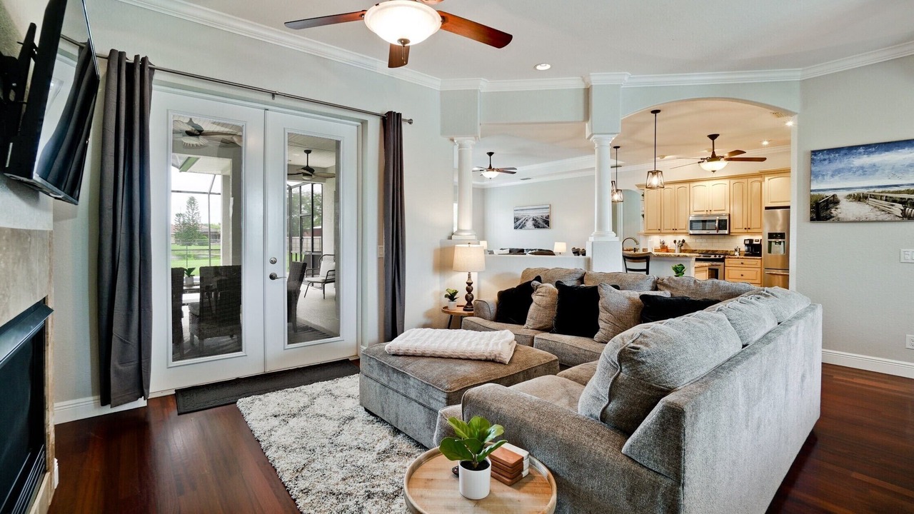 Photo of Livingroom in Trailer Estates