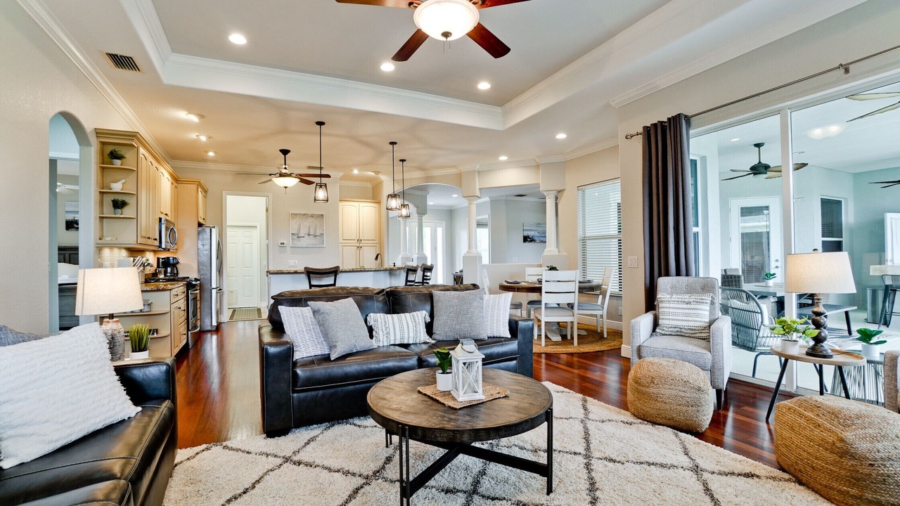 Photo of Livingroom in Trailer Estates