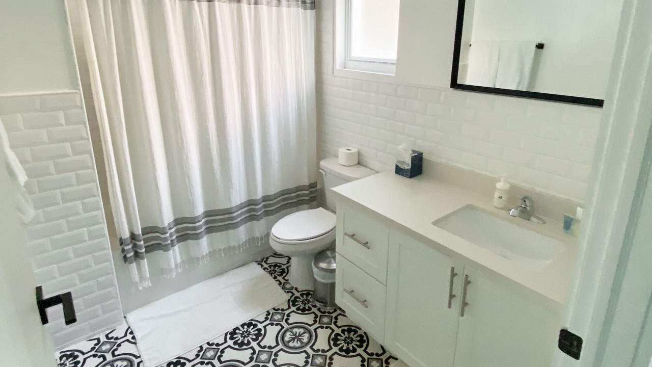 Photo of Bathroom in Southwest Coconut Grove