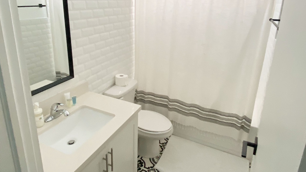 Photo of Bathroom in Southwest Coconut Grove