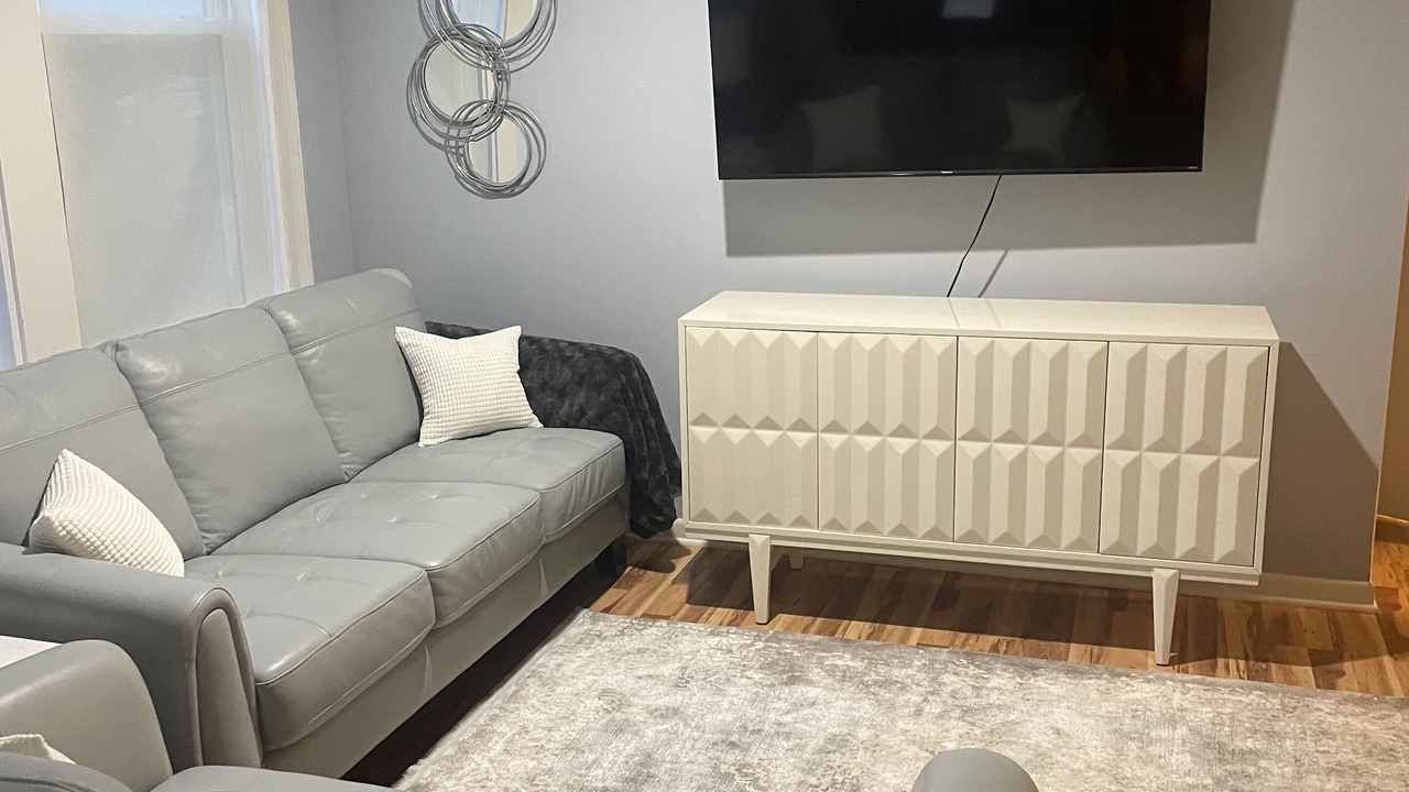 Photo of Livingroom in University Heights