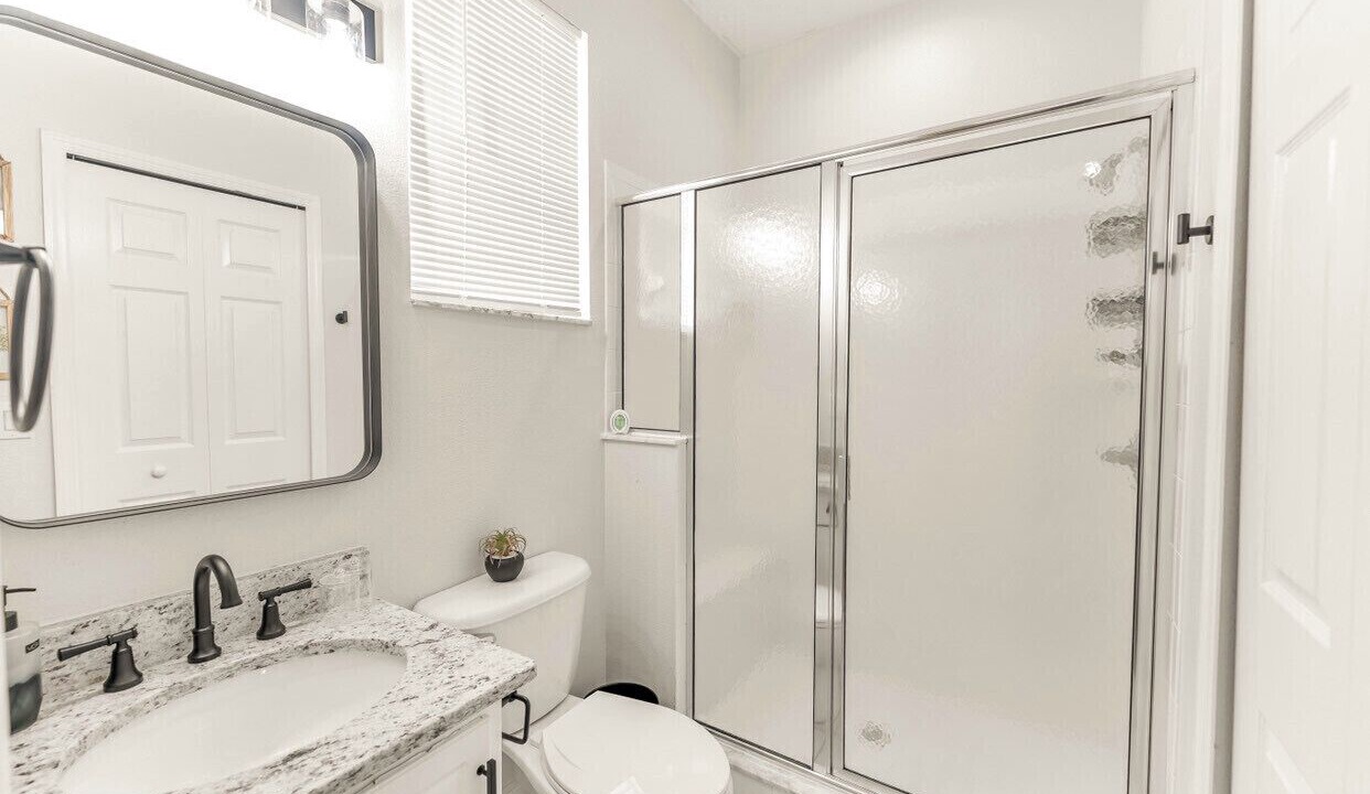 Photo of Bathroom in Calabay Parc