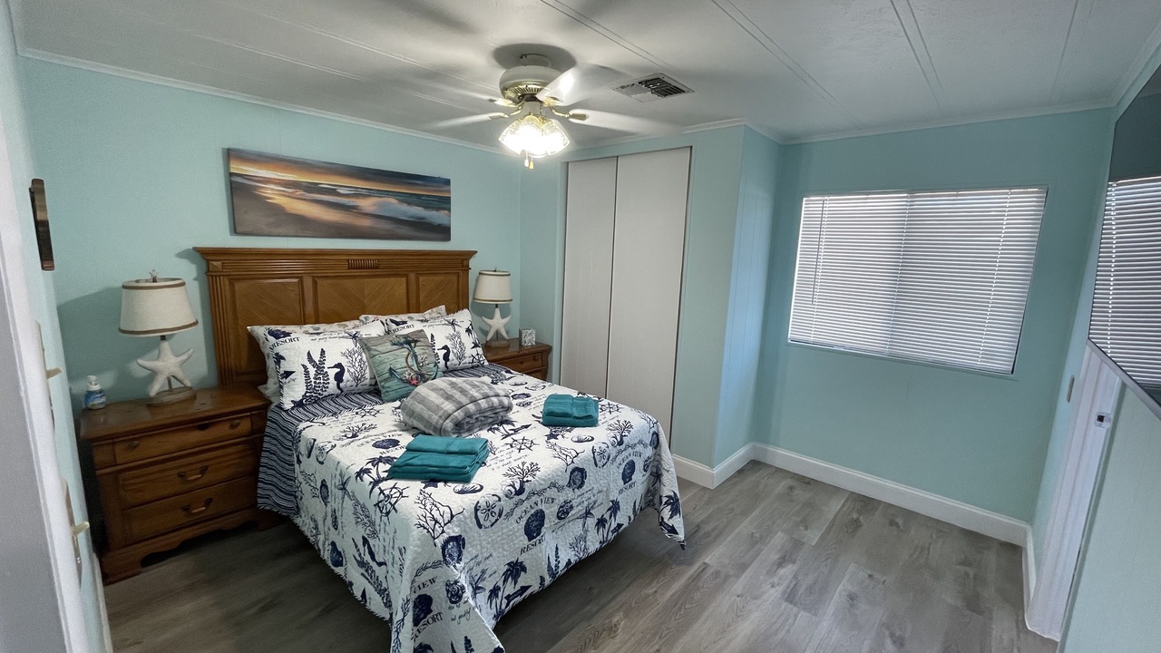 Photo of Bedroom in Saint James City