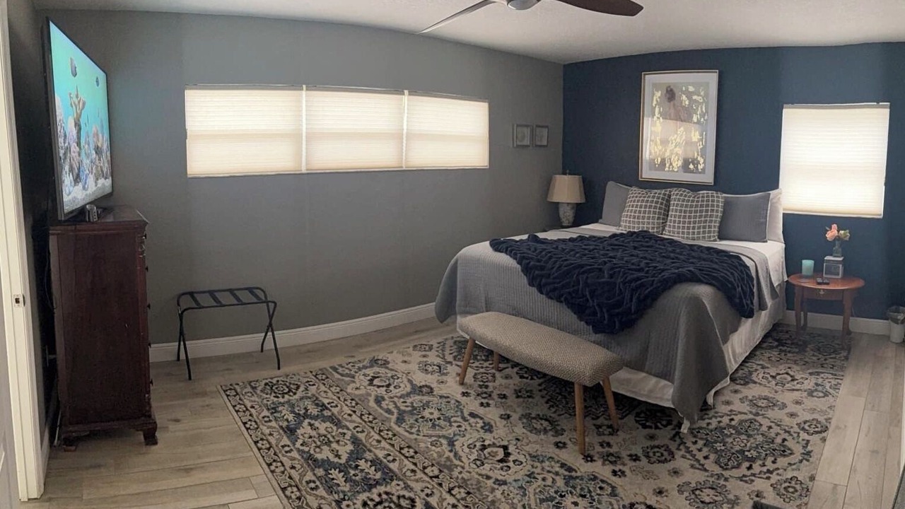 Photo of Bedroom in Seacoast Shores