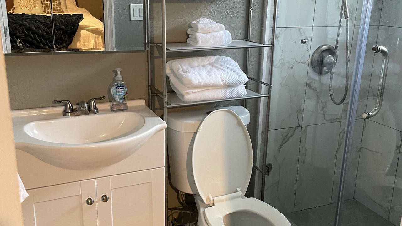 Photo of Bathroom in Seacoast Shores