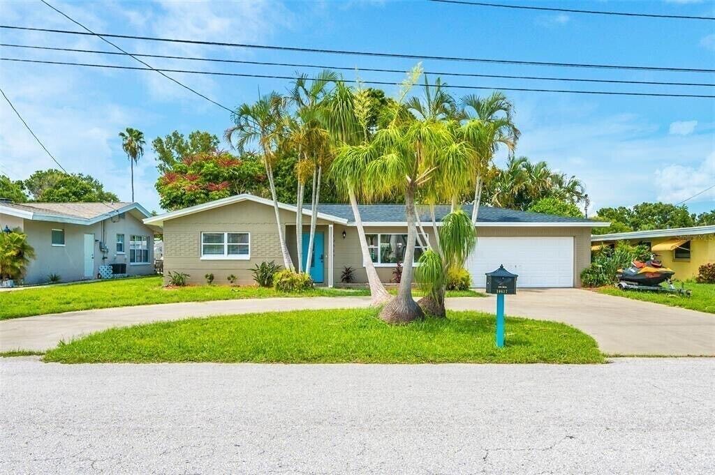 Photo of Outdoor in Seminole
