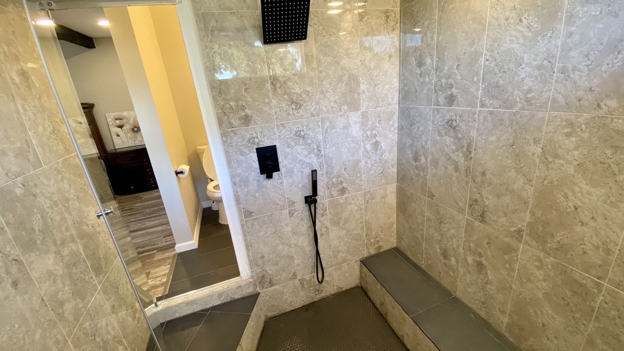 Photo of Bathroom in Seminole