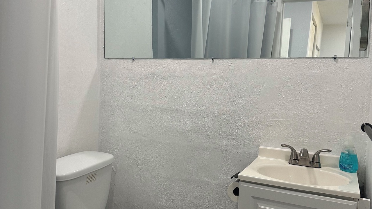 Photo of Bathroom in Seminole