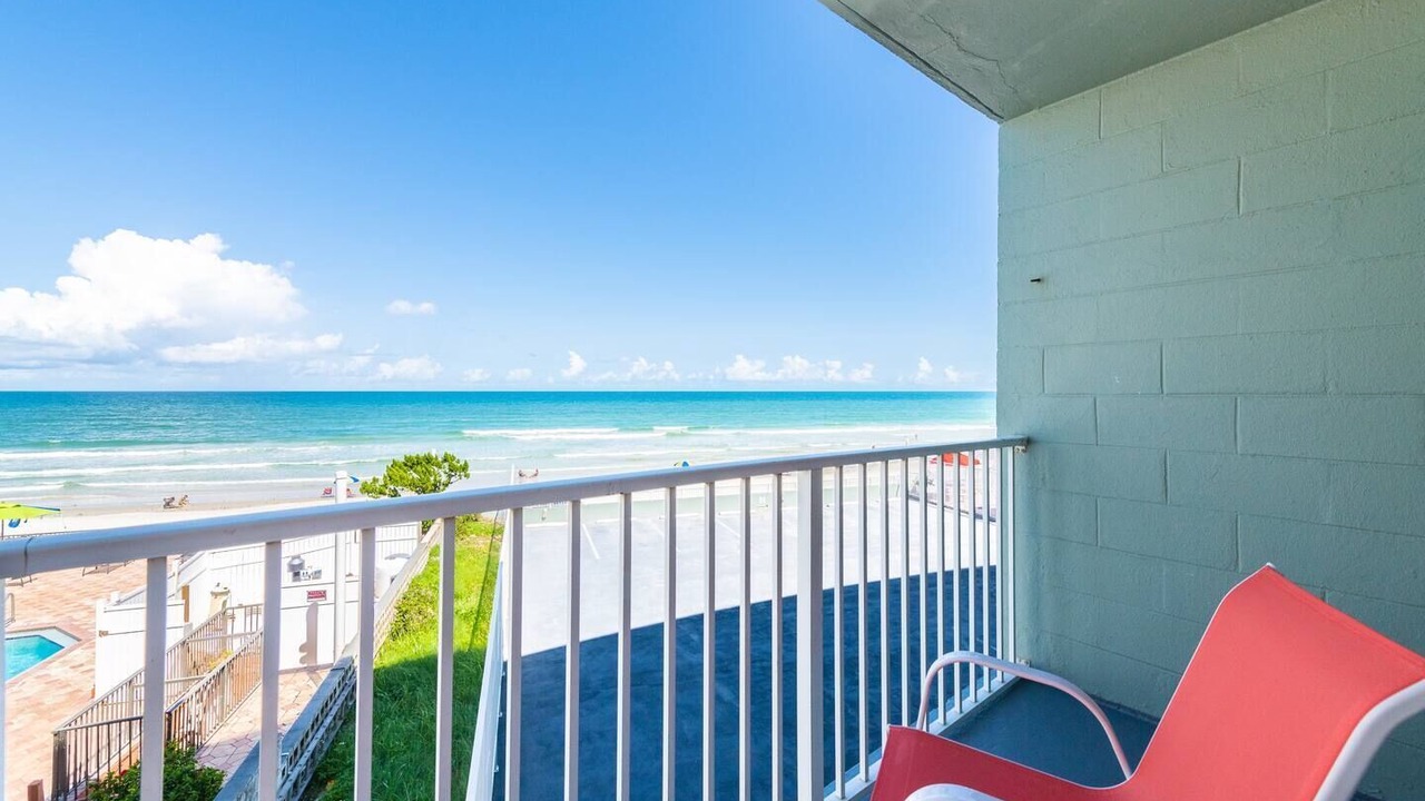 Photo of Patio Balcony in East Daytona