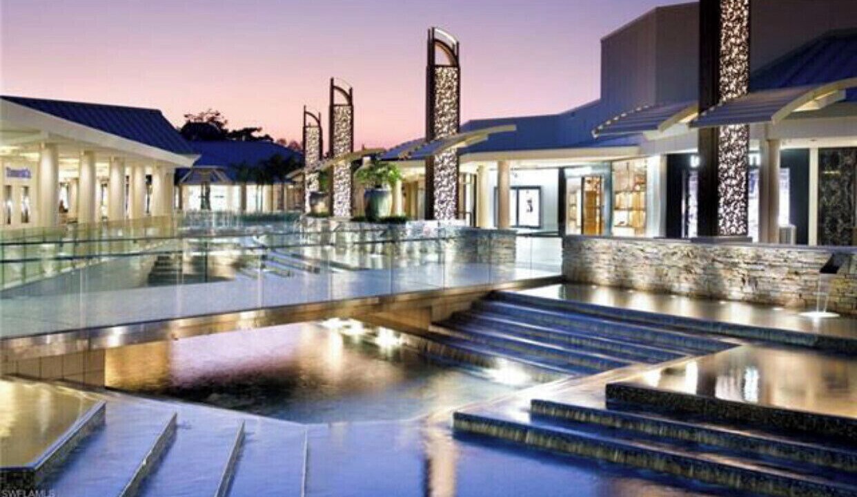Photo of Outdoor in Central Naples
