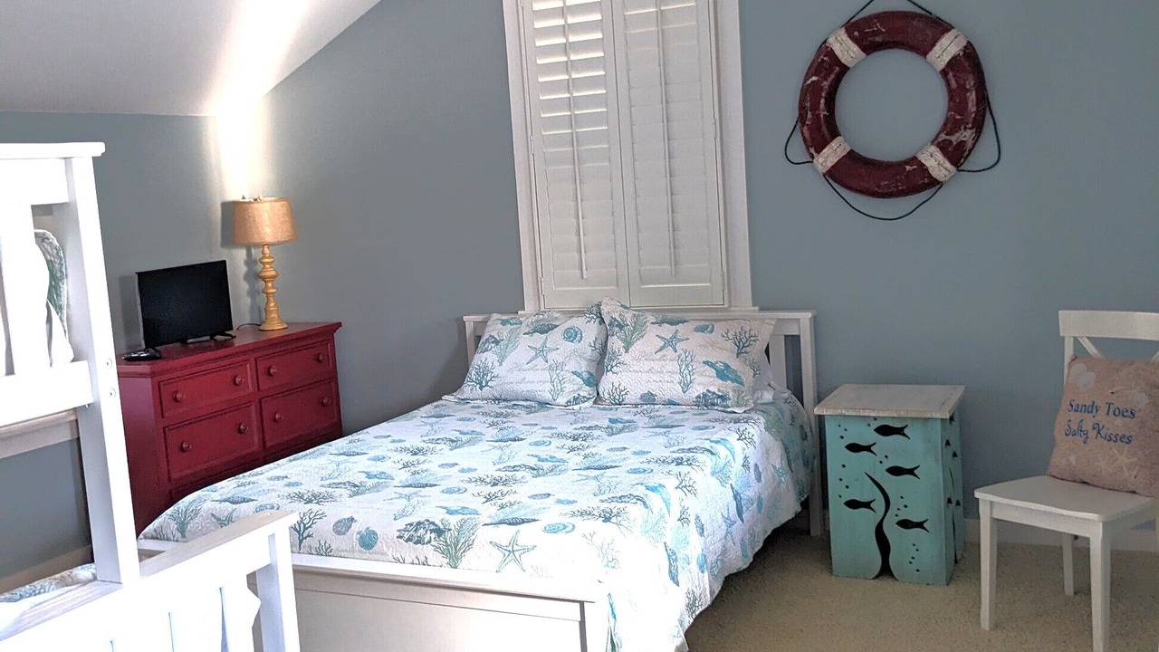 Photo of Bedroom in Laurel Grove