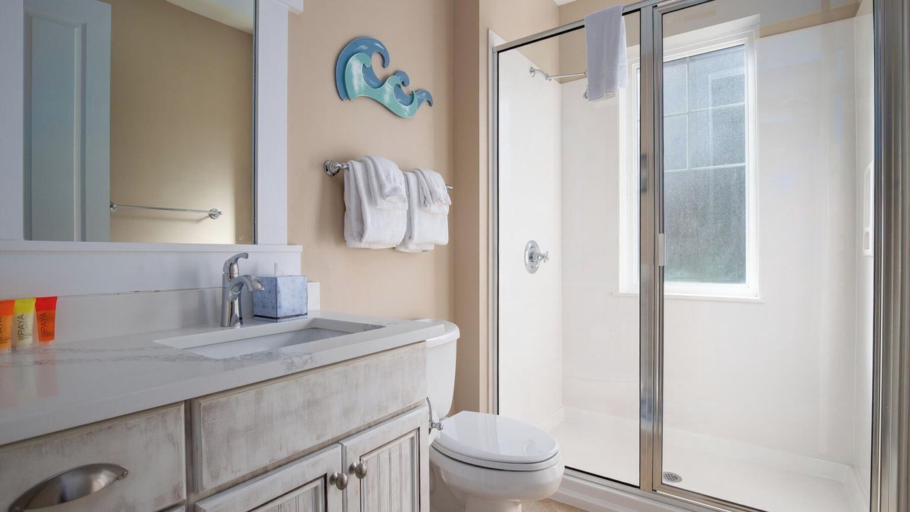 Photo of Bathroom in Laurel Grove