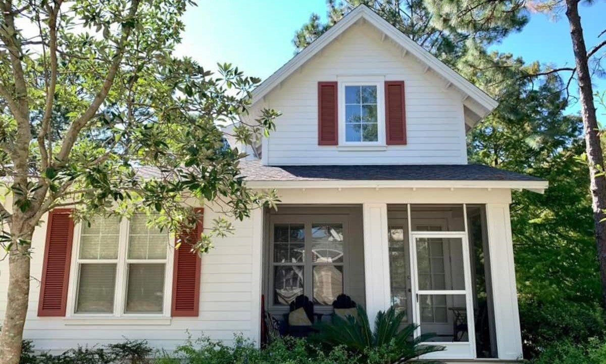 Photo of Outdoor in Laurel Grove