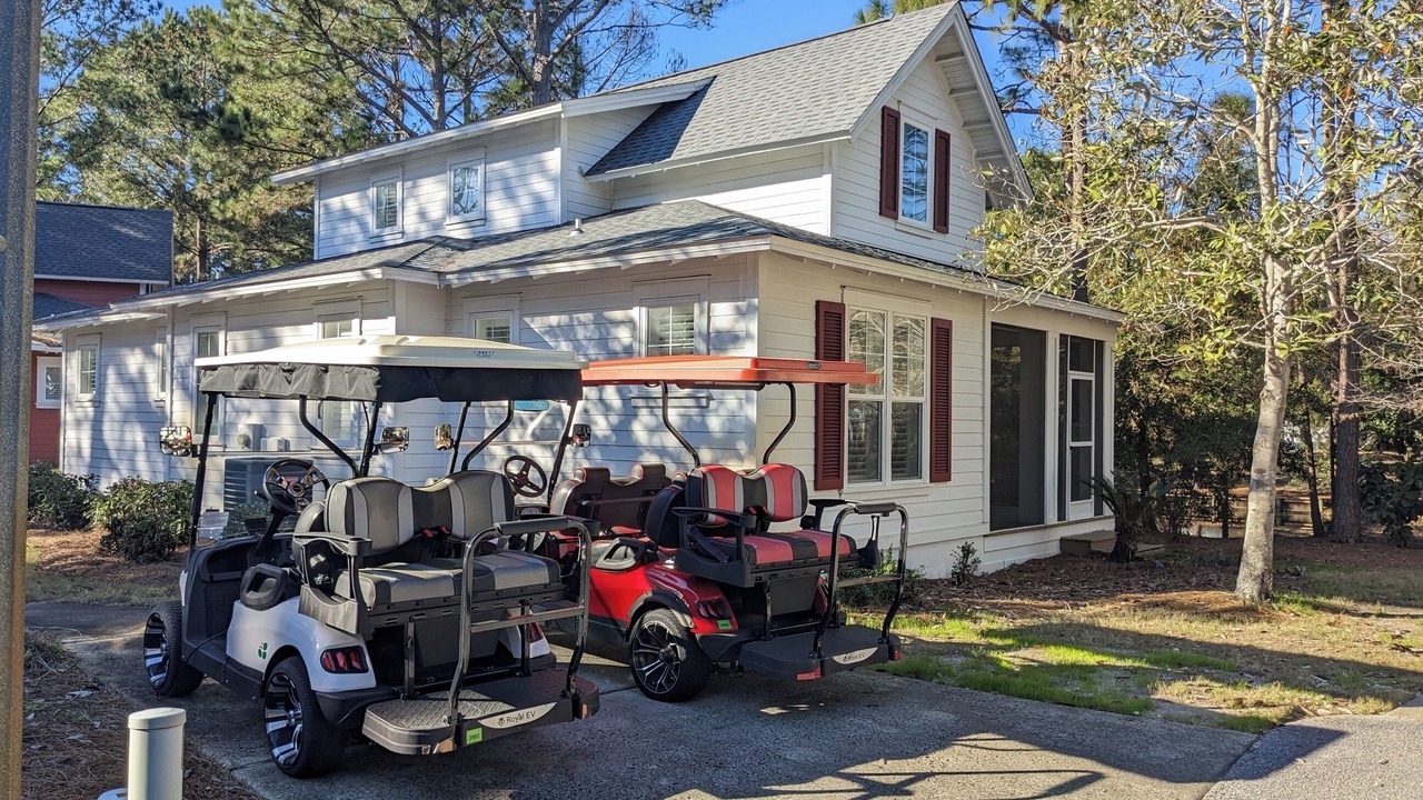 Photo of Outdoor in Laurel Grove