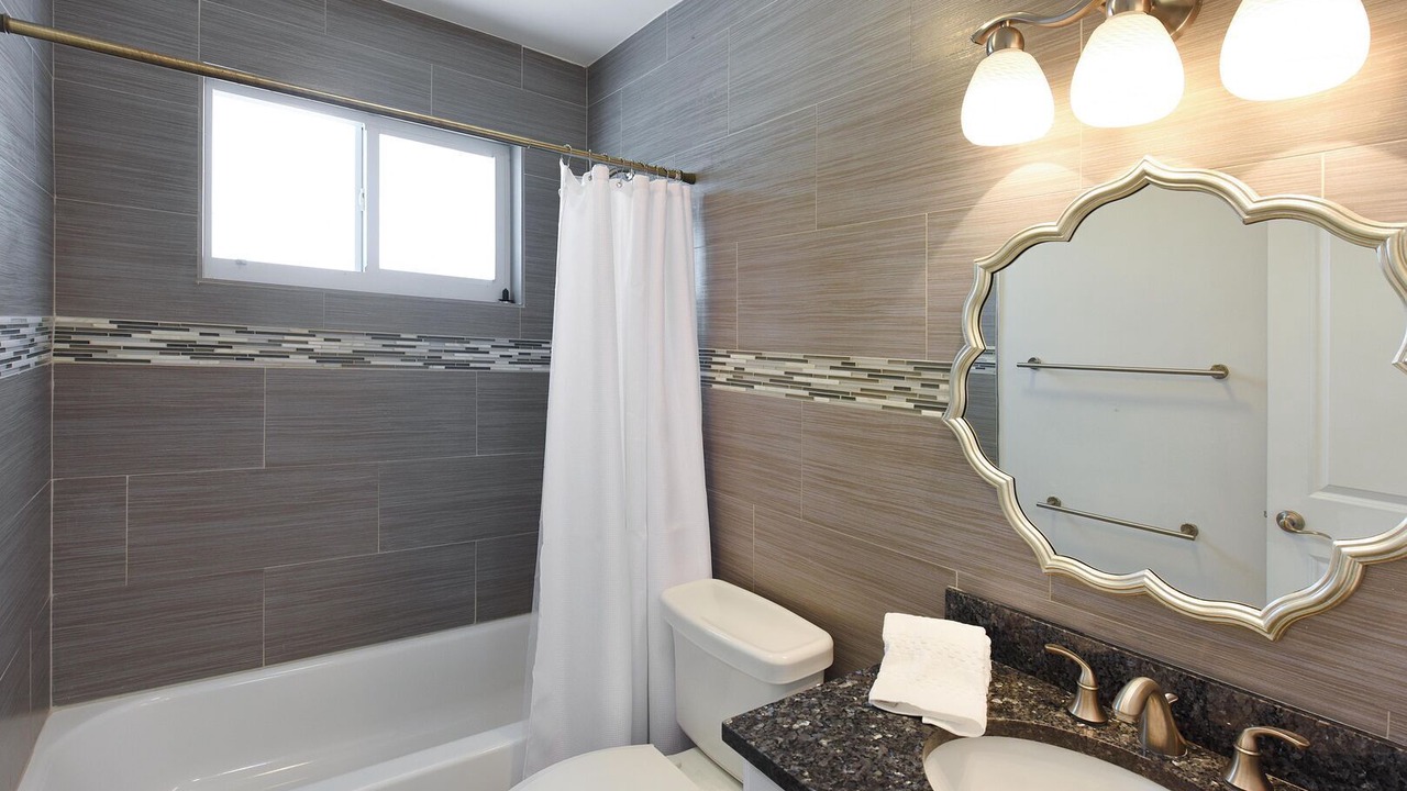 Photo of Bathroom in Lighthouse Point