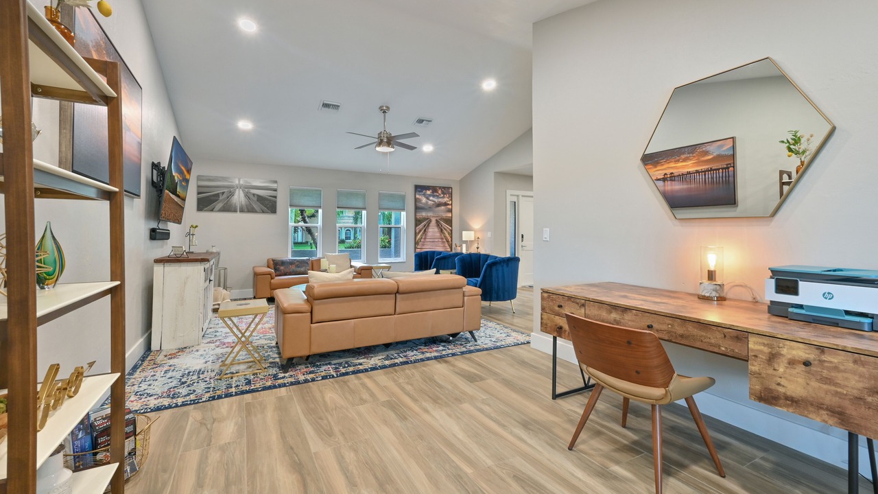 Photo of Livingroom in Kings Lake