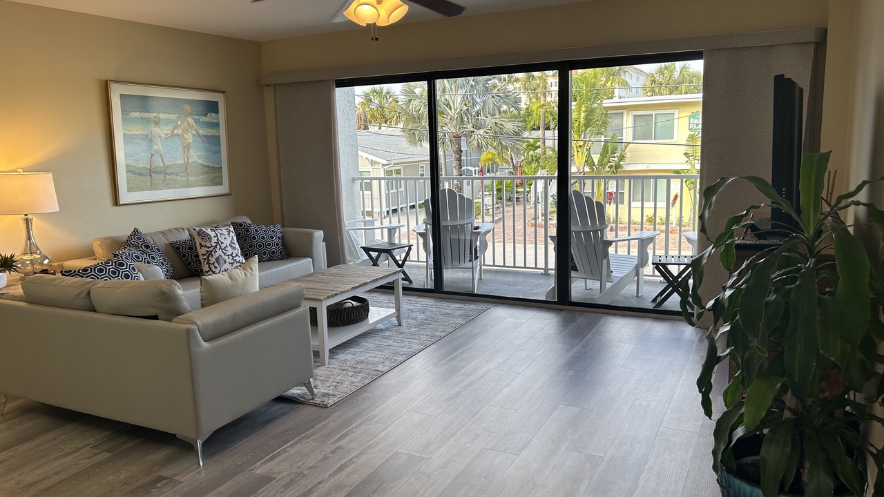 Photo of Livingroom in Clearwater Beach