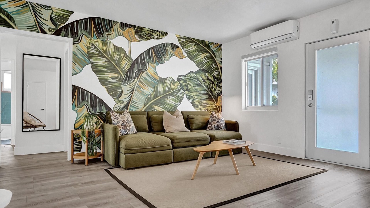 Photo of Livingroom in West Avenue